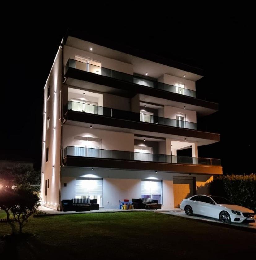 Apartments Taratta 1 Trogir Eksteriør billede