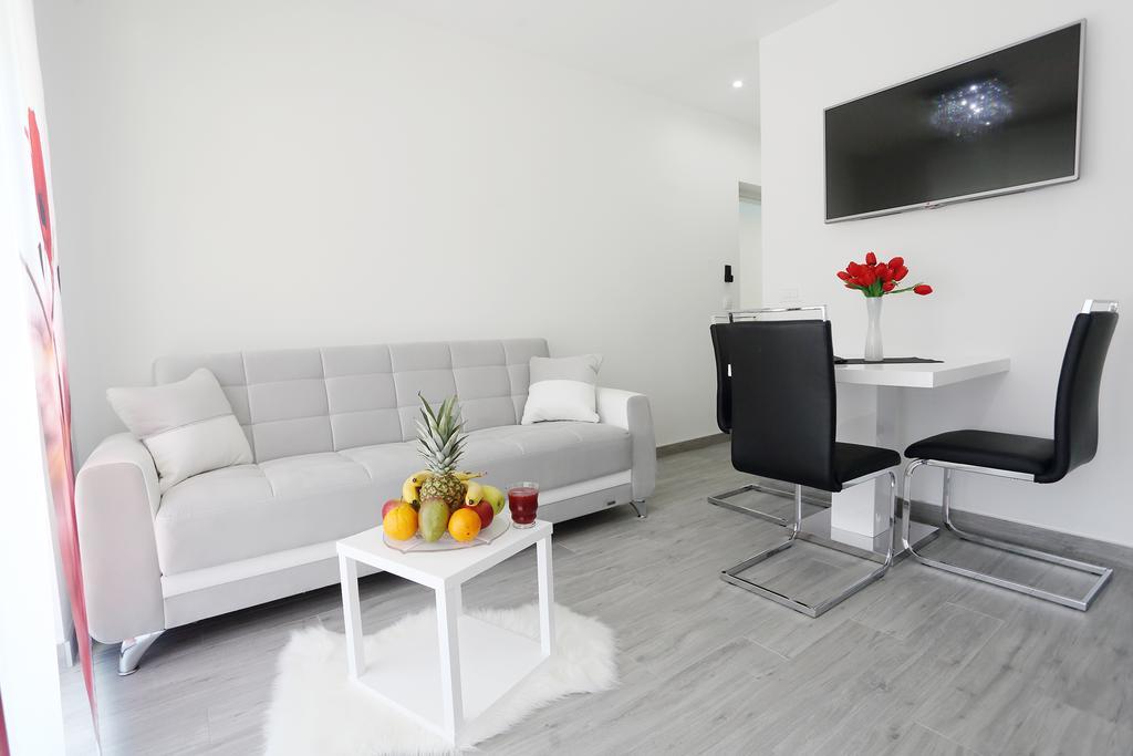 Apartments Taratta 1 Trogir Eksteriør billede