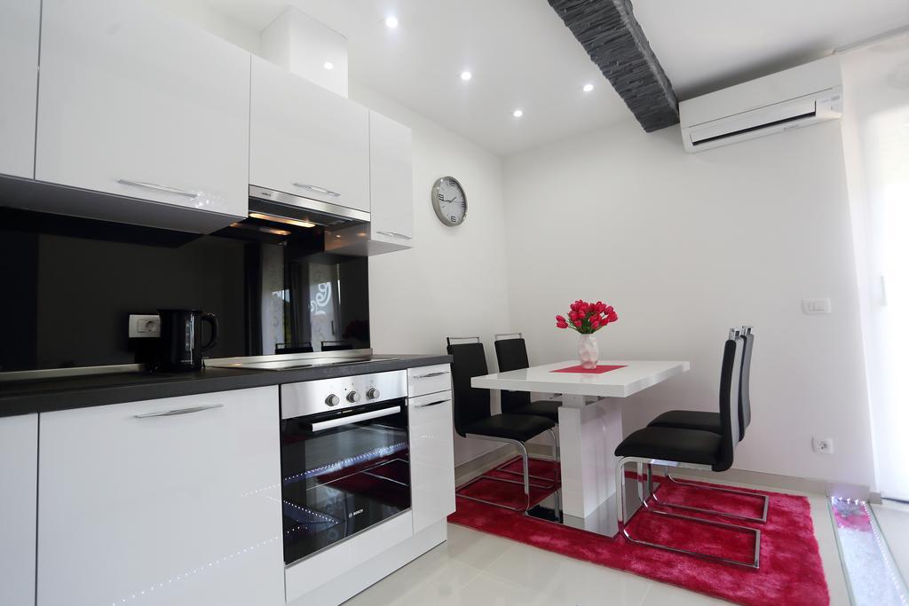 Apartments Taratta 1 Trogir Eksteriør billede